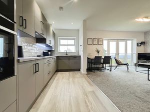 Kitchen- click for photo gallery